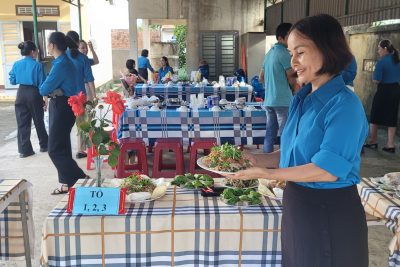 Hội thi nấu ăn chào mừng ngày phụ nữ Việt Nam 20/10 tại trường Tiểu học Ngô Quyền